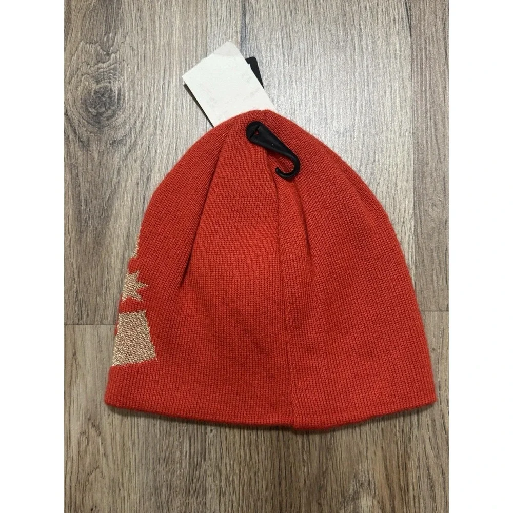 Y2K DC Shoes Red And Gold Big Logo Beanie Hat‎